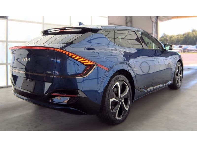 2024 Kia EV6 view 3