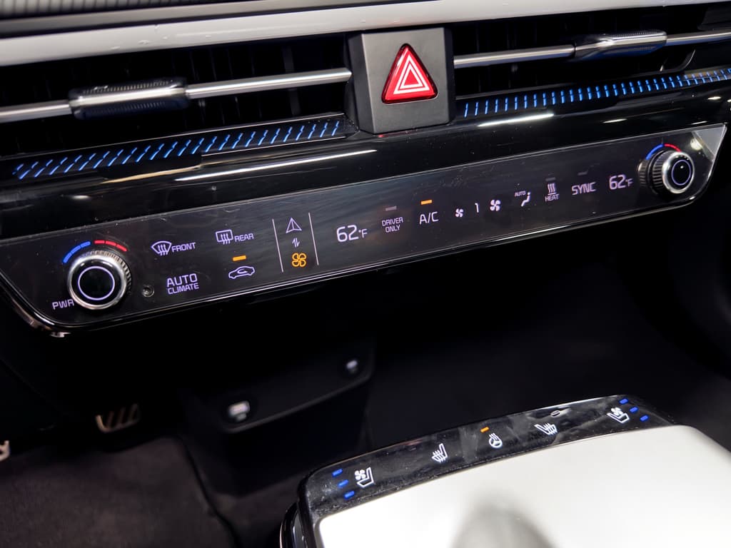 2024 Kia EV6 view 6