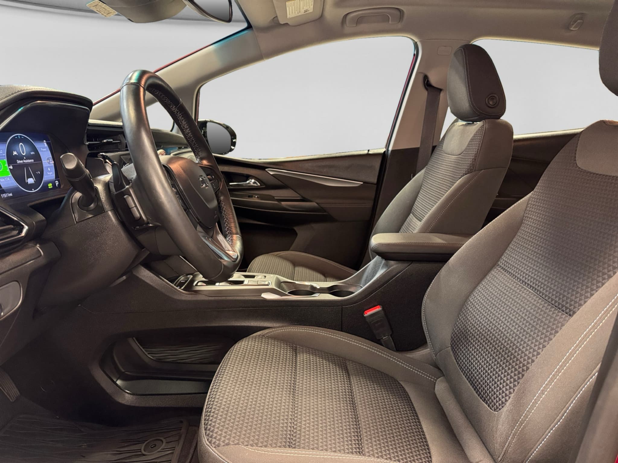 2023 Chevrolet Bolt EV view 17