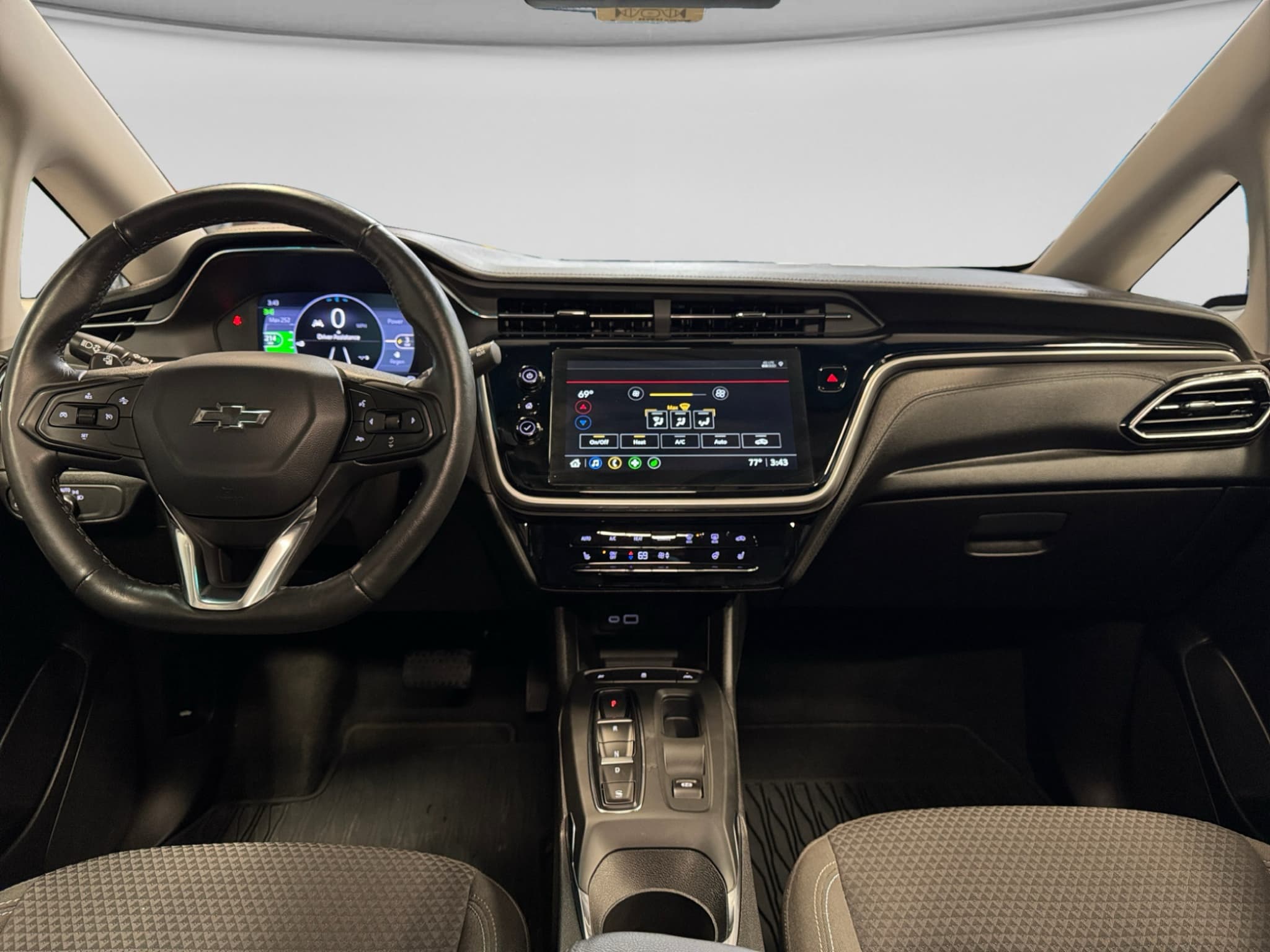 2023 Chevrolet Bolt EV view 16