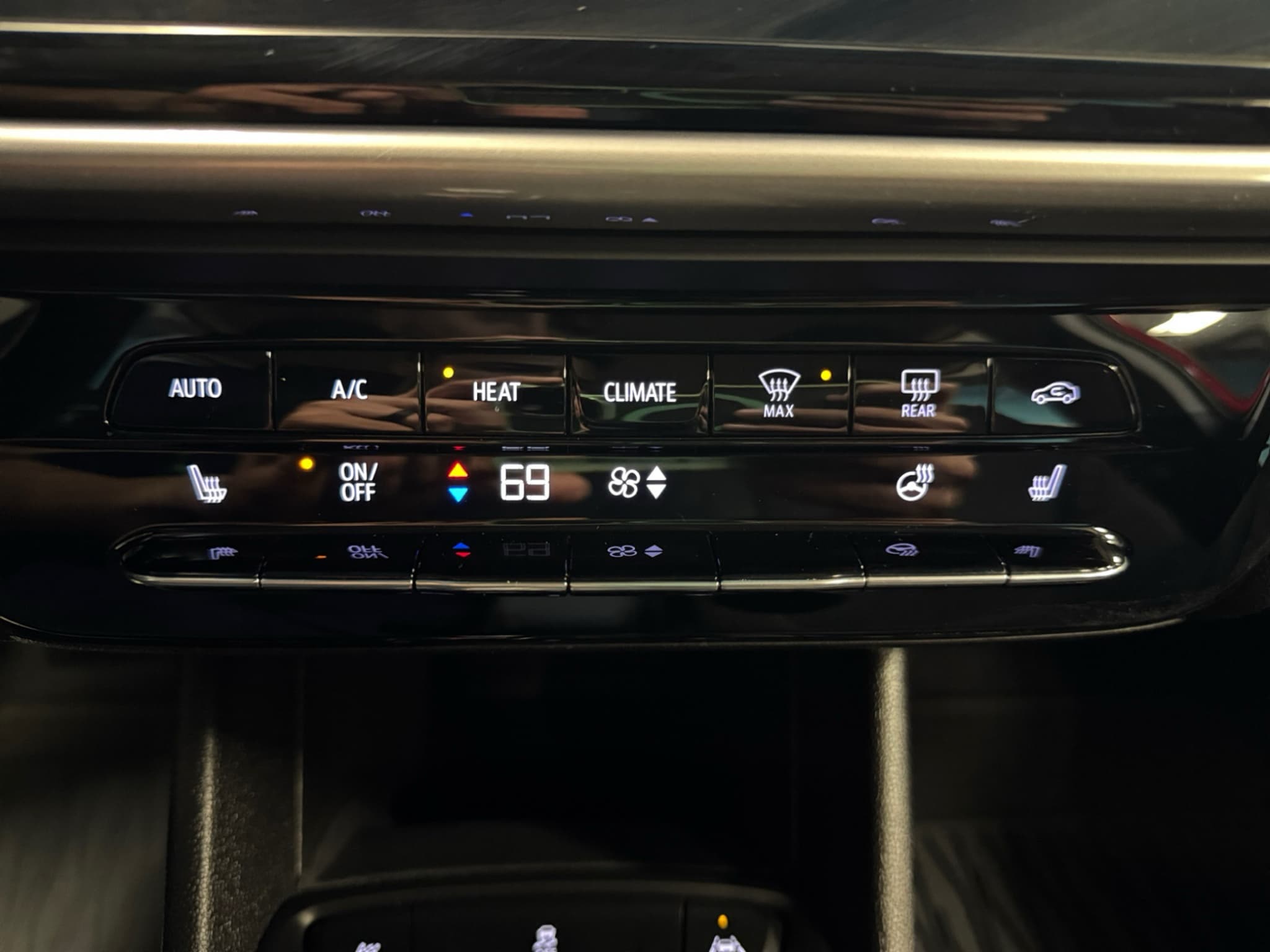 2023 Chevrolet Bolt EV view 15