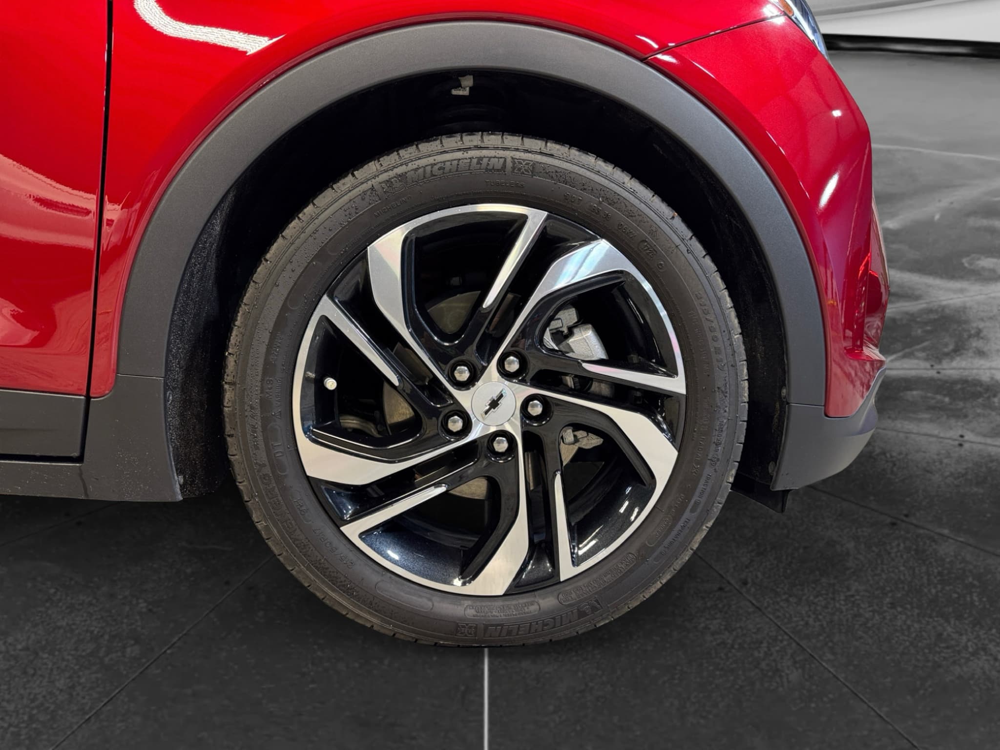 2023 Chevrolet Bolt EV view 32