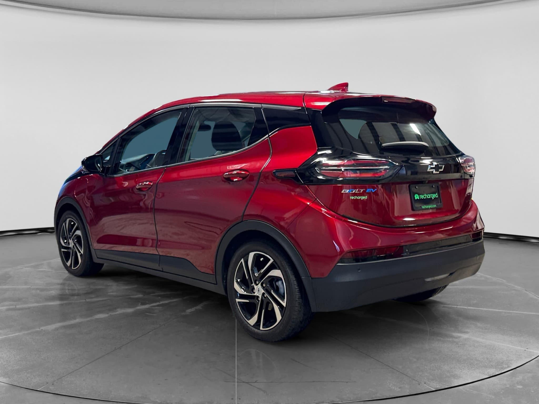 2023 Chevrolet Bolt EV view 2
