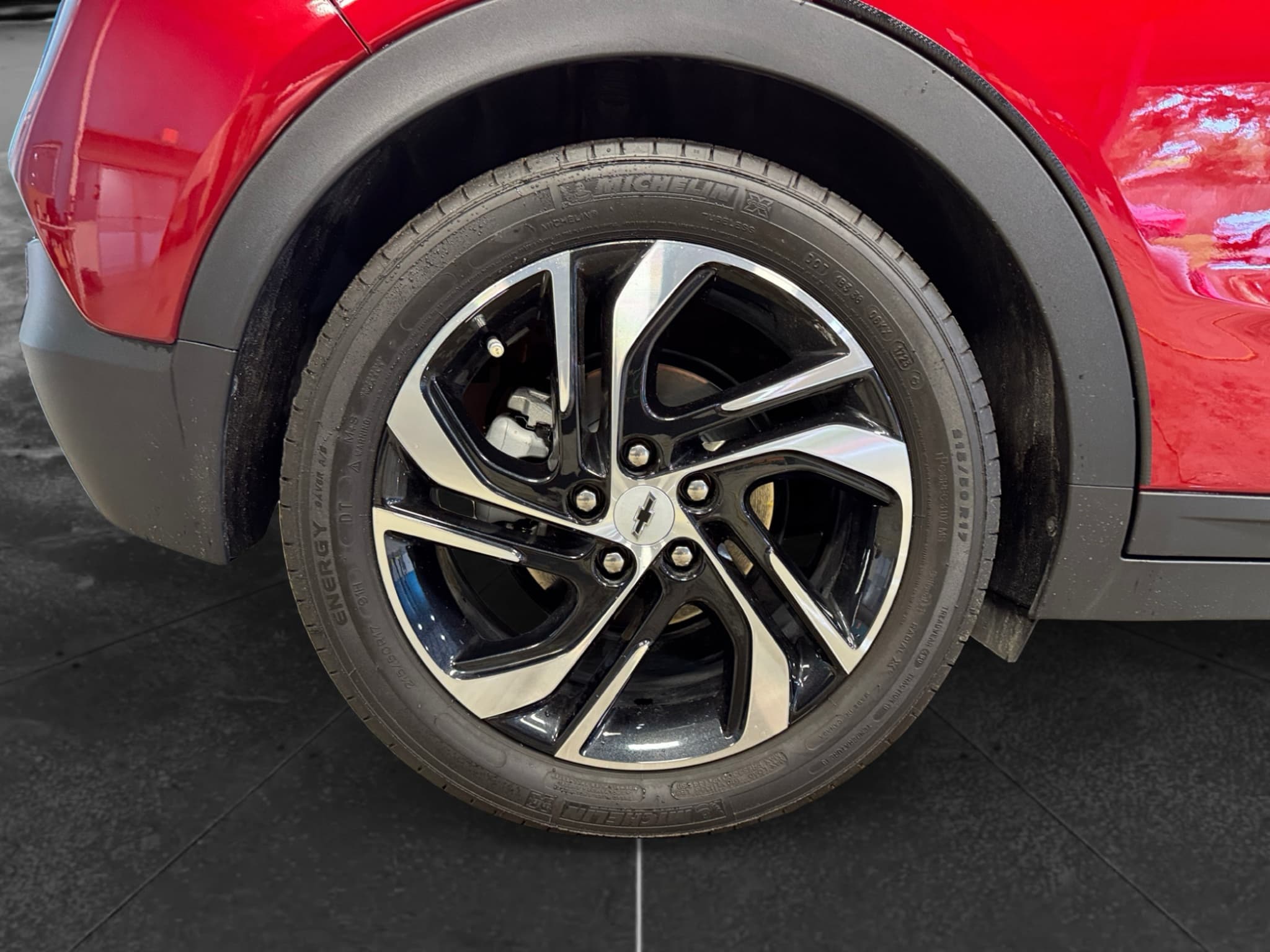 2023 Chevrolet Bolt EV view 34