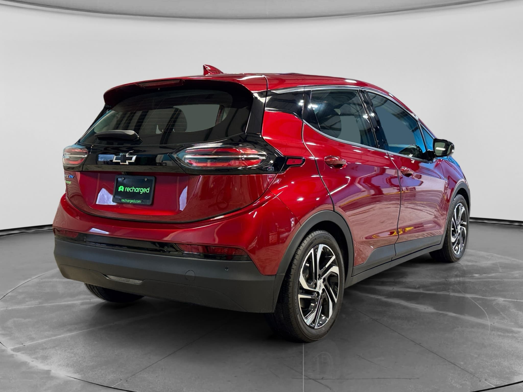 2023 Chevrolet Bolt EV view 3