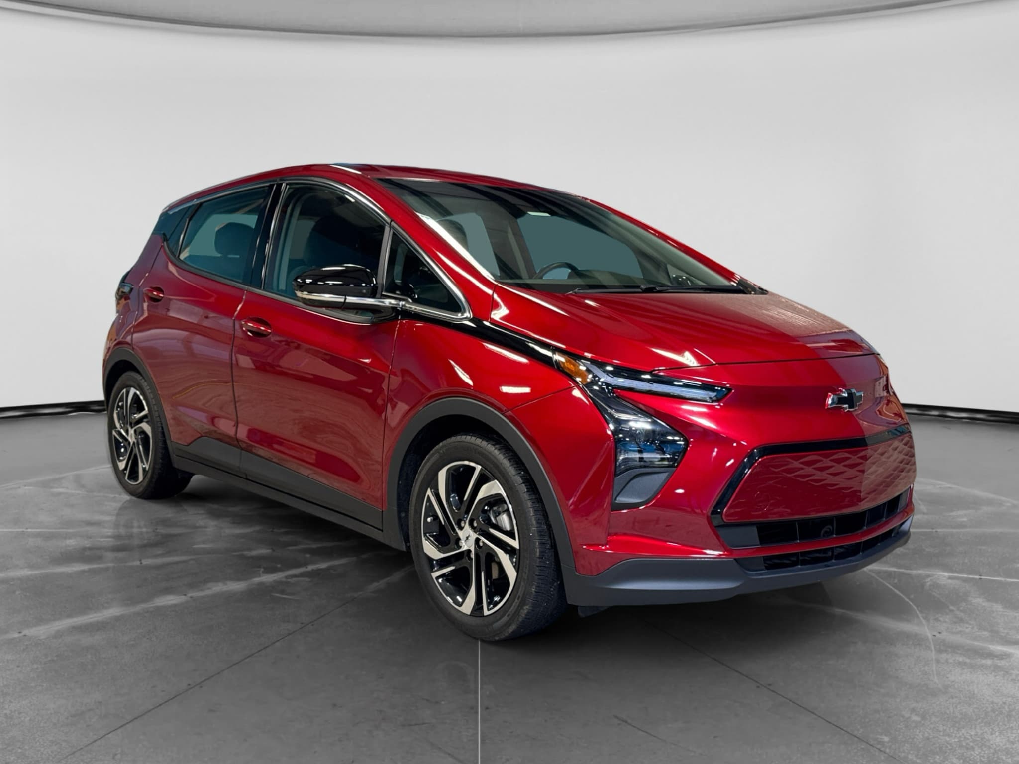 2023 Chevrolet Bolt EV view 4