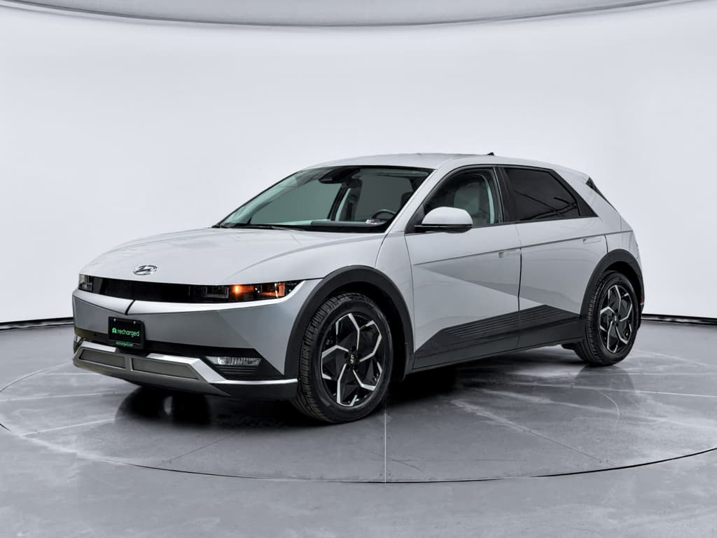 2023 Hyundai IONIQ 5 view 1