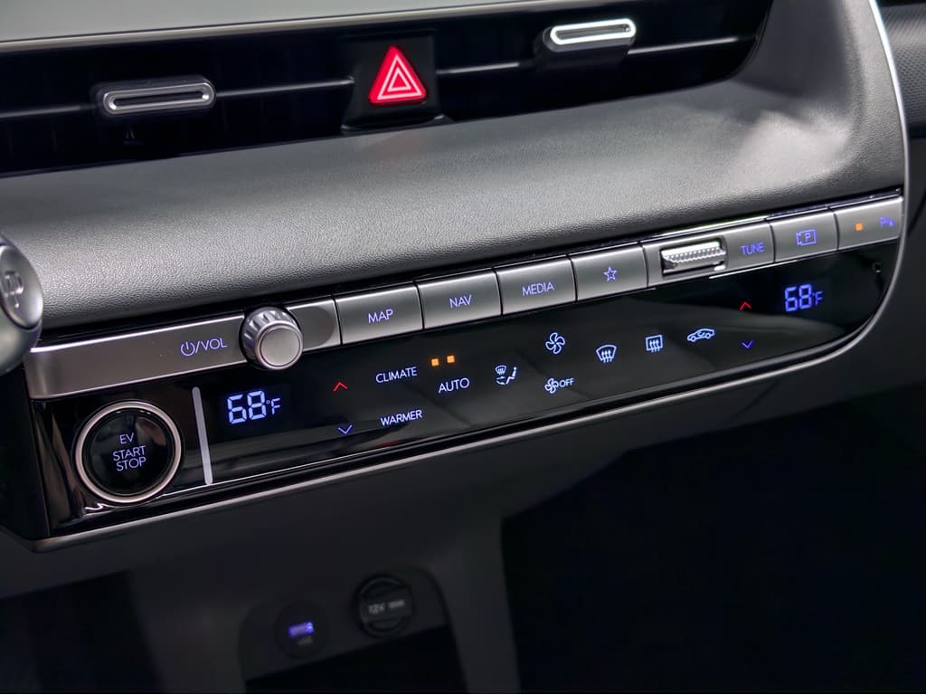 2023 Hyundai IONIQ 5 view 16