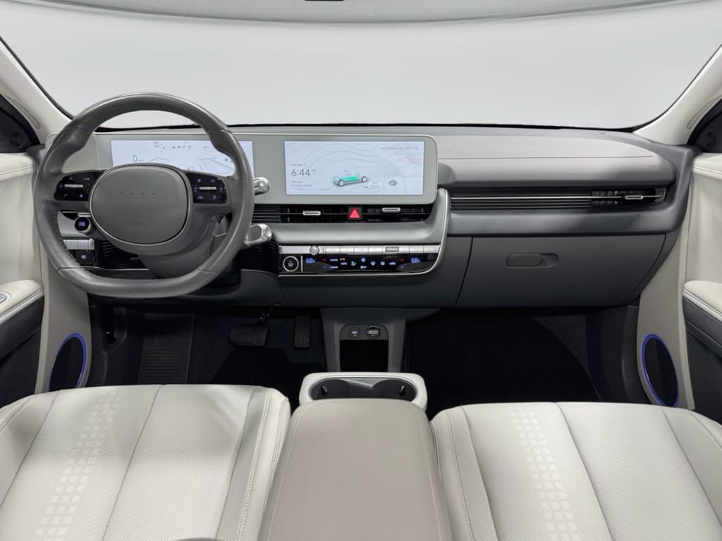 2023 Hyundai IONIQ 5 view 17