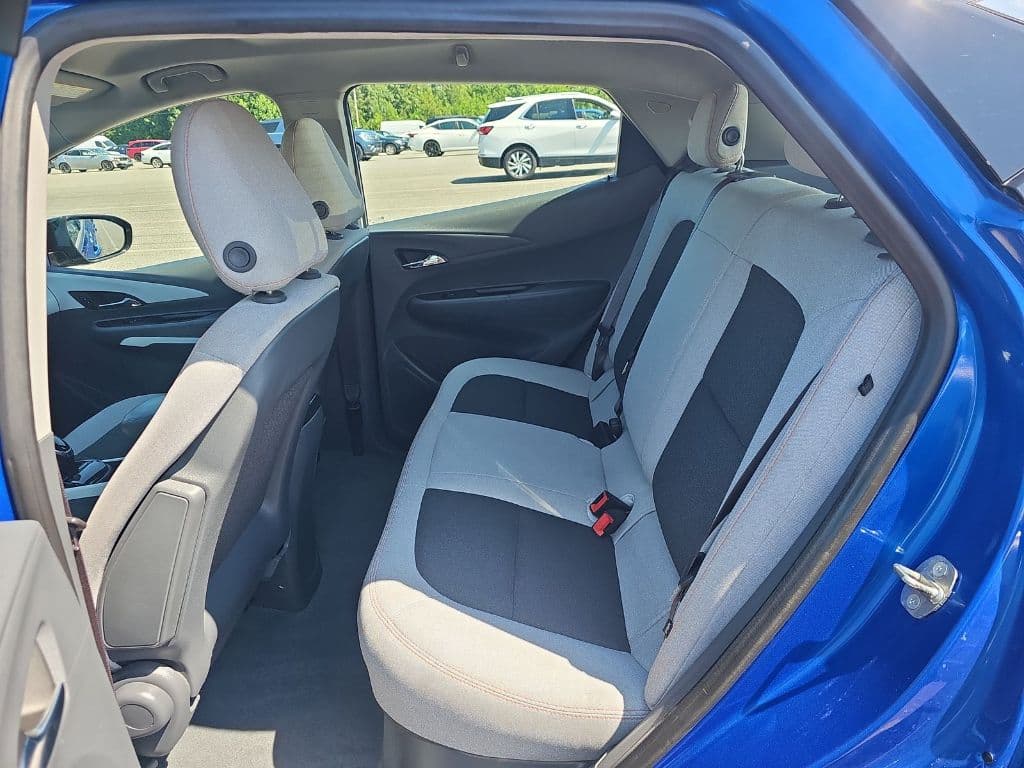 2017 Chevrolet Bolt EV view 7