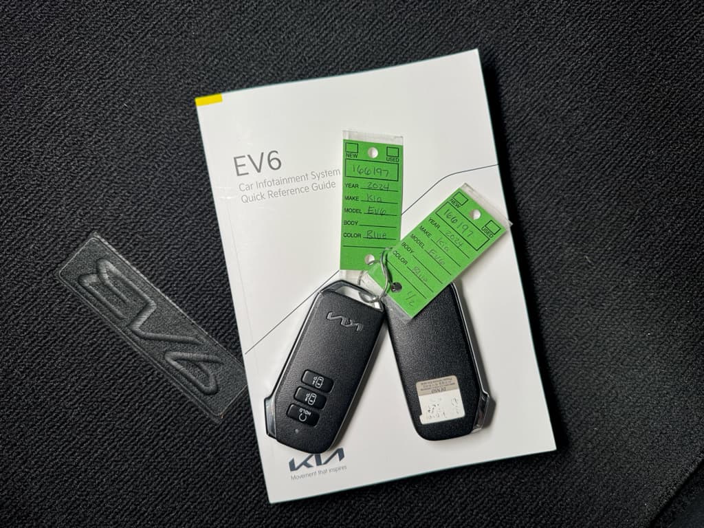 2024 Kia EV6 view 25