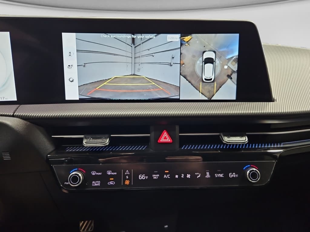 2024 Kia EV6 view 6