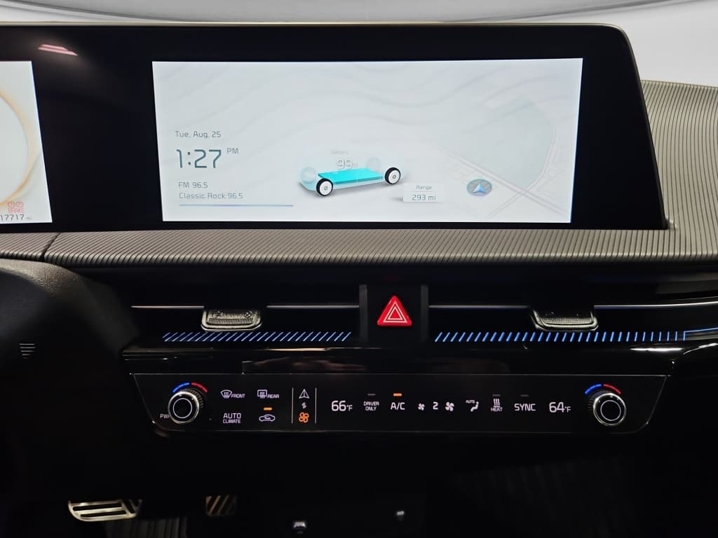 2024 Kia EV6 view 10