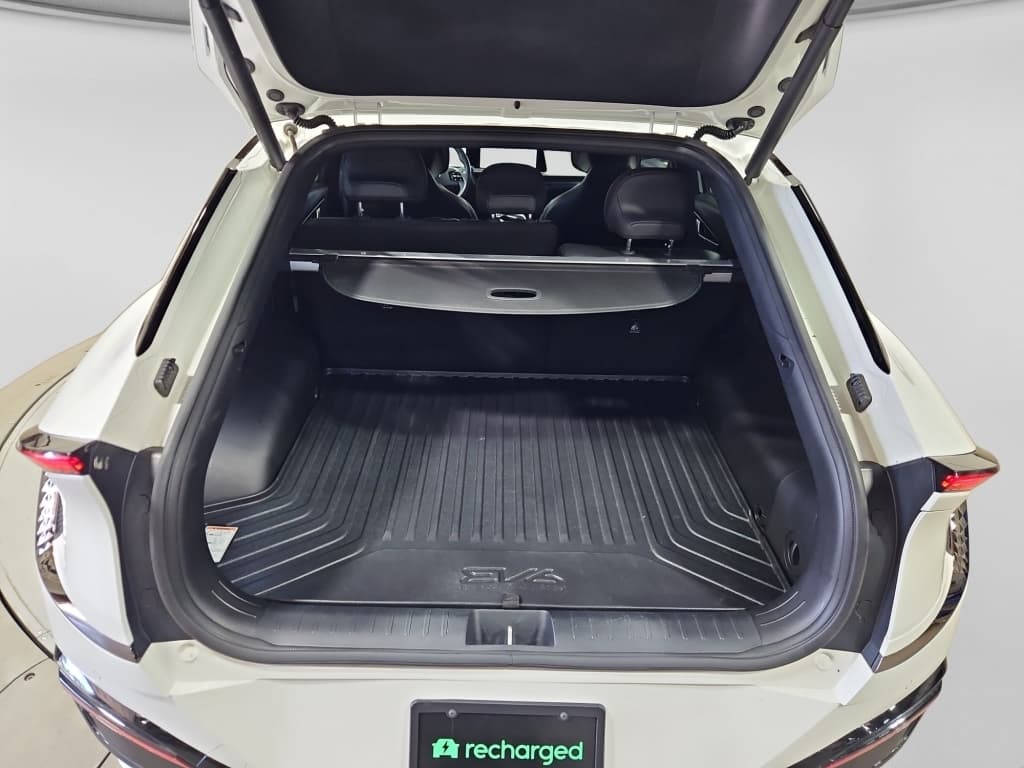 2024 Kia EV6 view 22