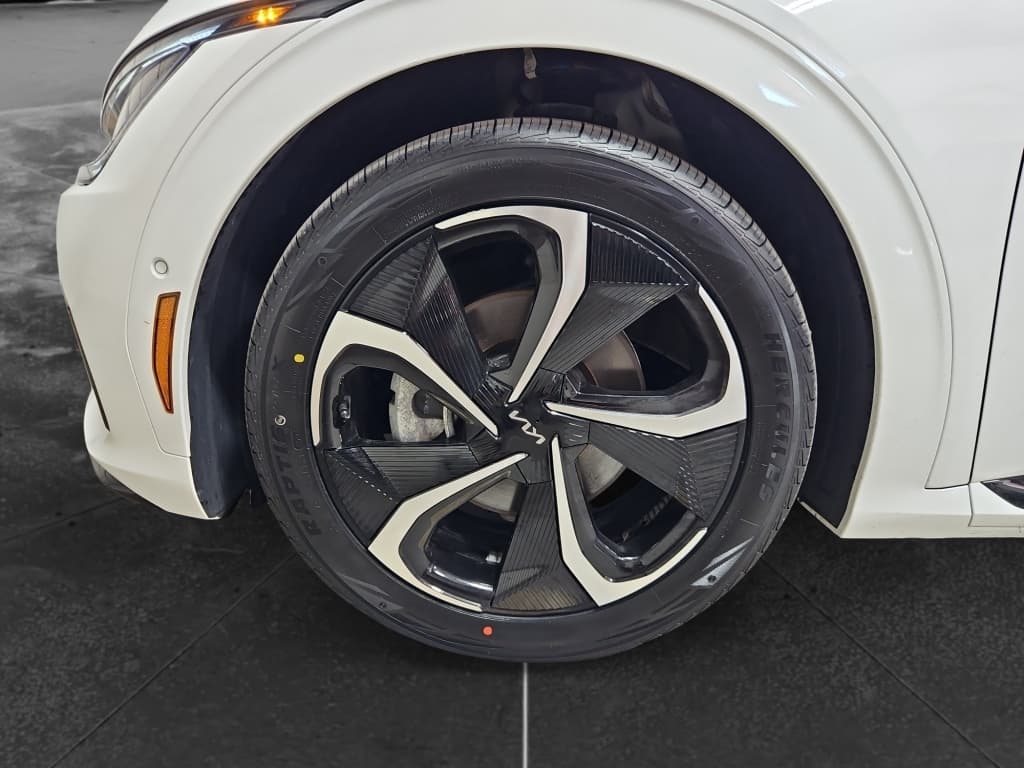 2024 Kia EV6 view 21