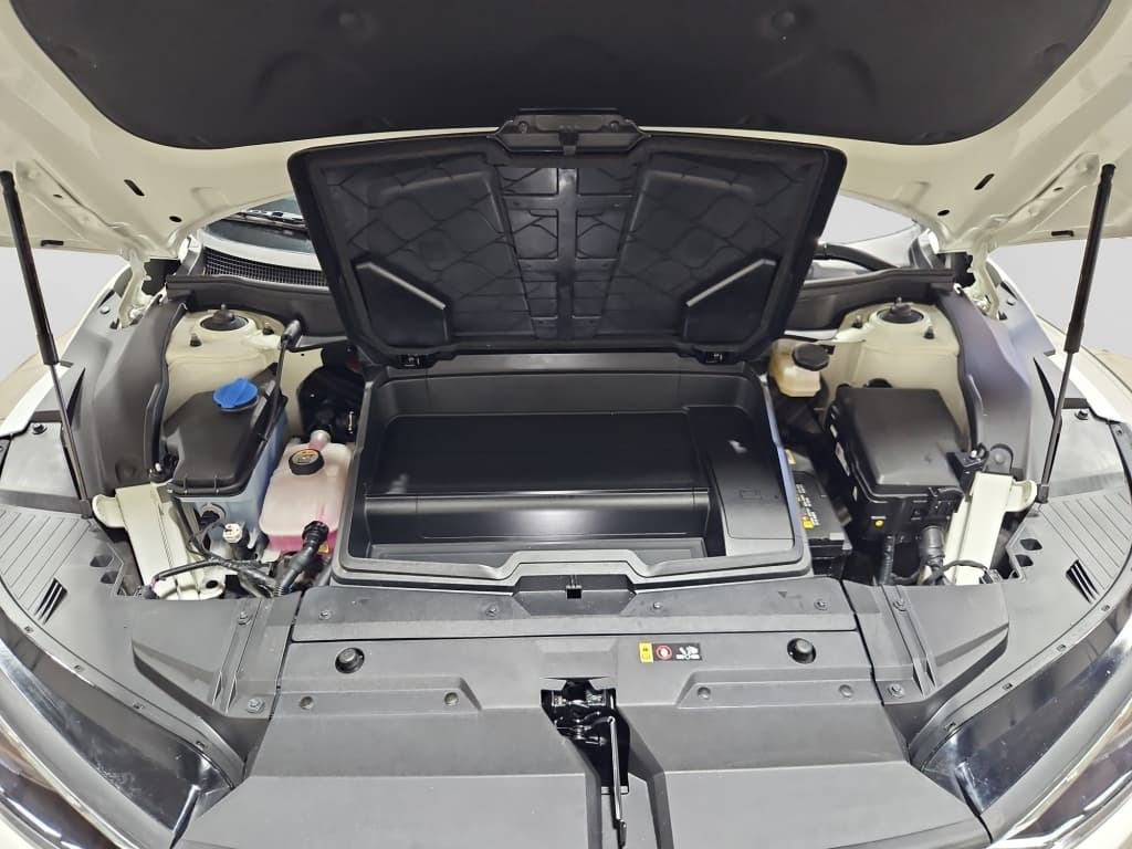 2024 Kia EV6 view 12