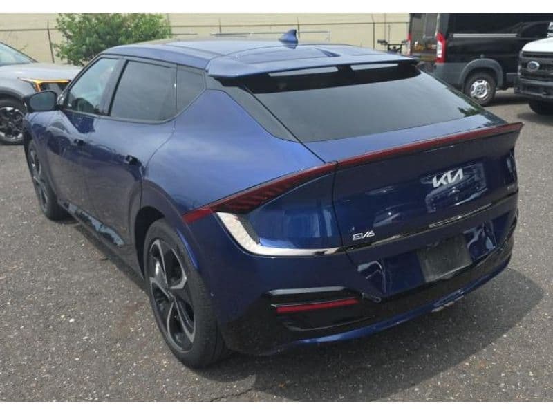 2024 Kia EV6 view 4
