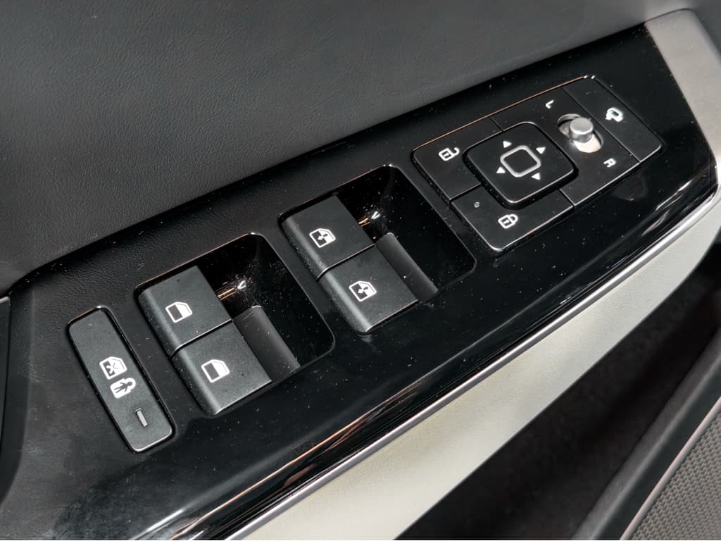 2024 Kia EV6 view 7