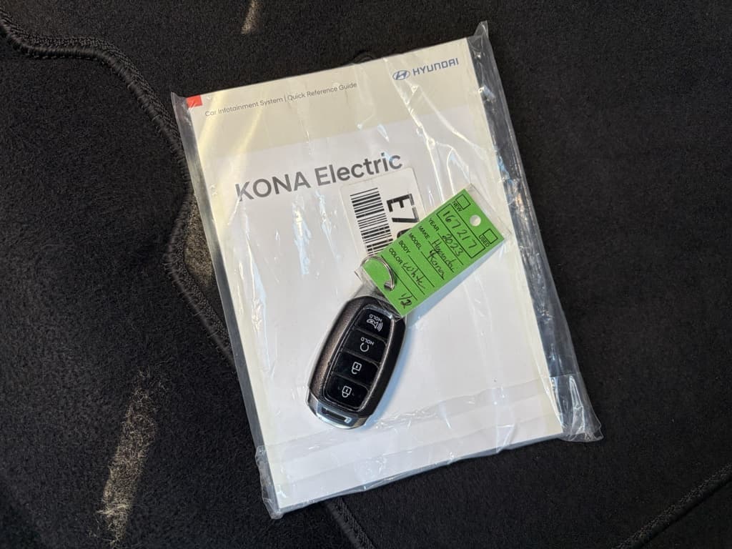 2023 Hyundai Kona EV view 23