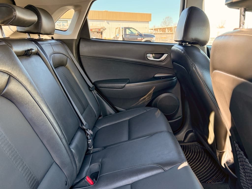 2023 Hyundai Kona EV view 22
