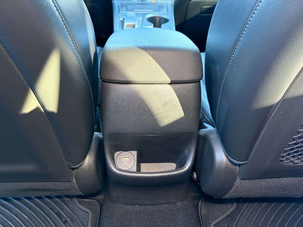 2023 Hyundai Kona EV view 21