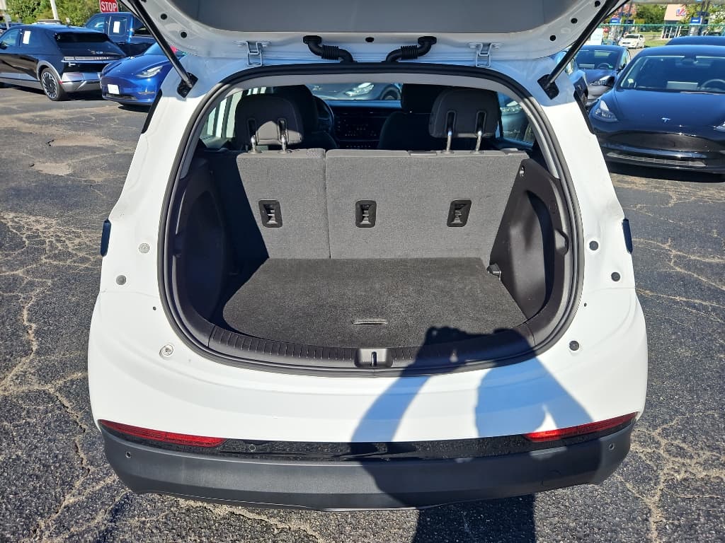 2023 Chevrolet Bolt EV view 22