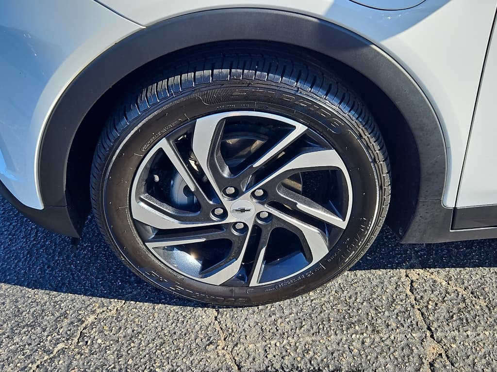 2023 Chevrolet Bolt EV view 23
