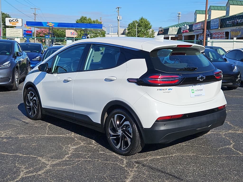 2023 Chevrolet Bolt EV view 2