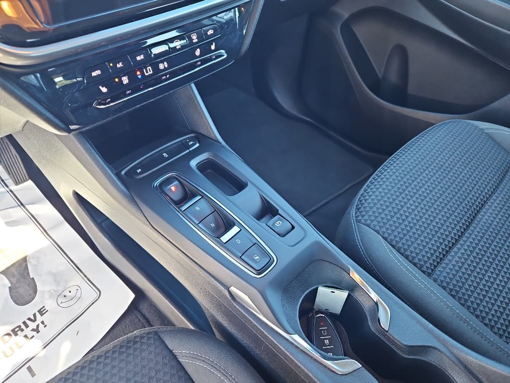 2023 Chevrolet Bolt EV view 17