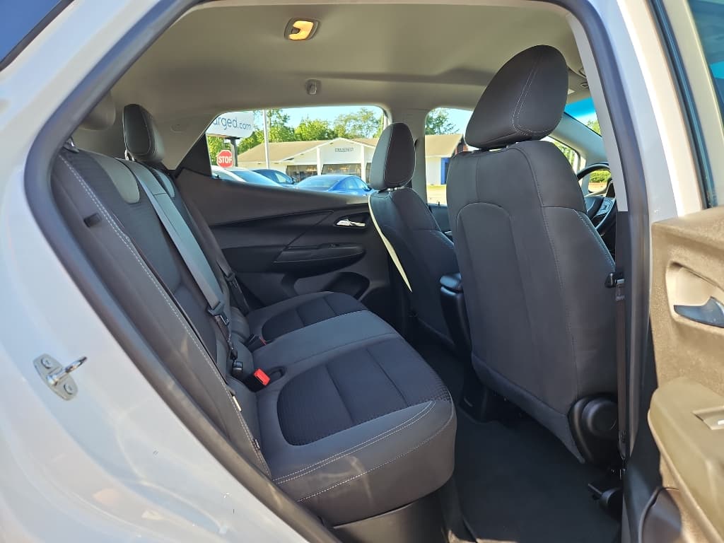 2023 Chevrolet Bolt EV view 21