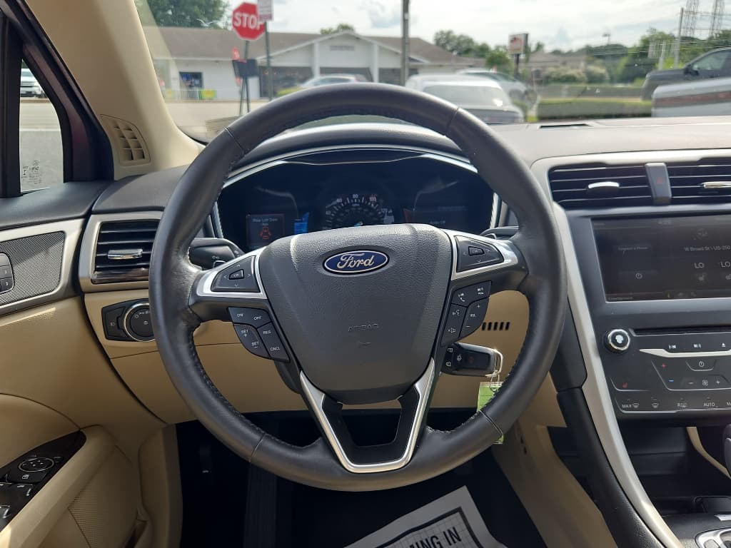 2015 Ford Fusion view 6