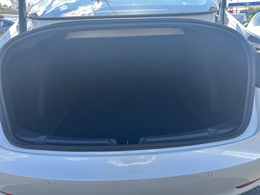 2022 Tesla Model 3 view 19