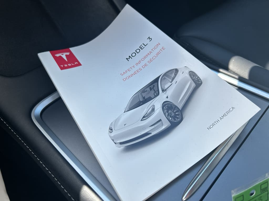 2022 Tesla Model 3 view 16
