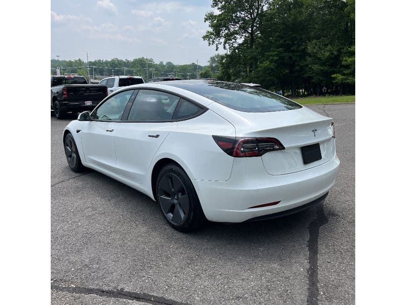 2022 Tesla Model 3 view 3