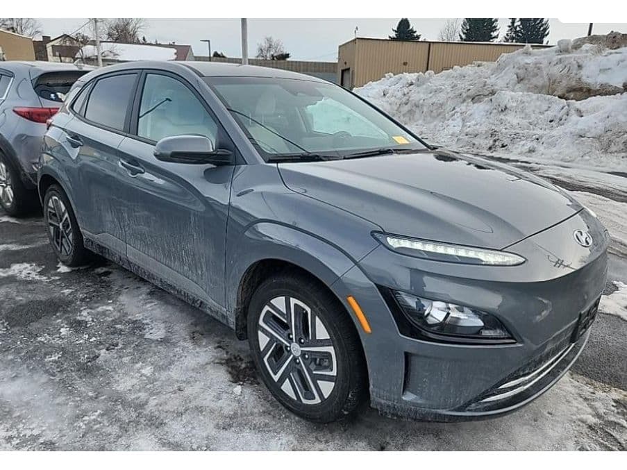 2023 Hyundai Kona EV view 3