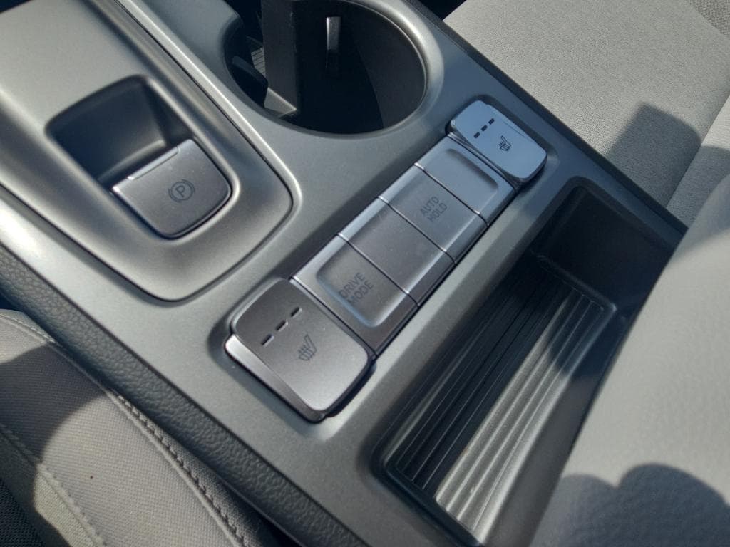 2023 Hyundai Kona EV view 13
