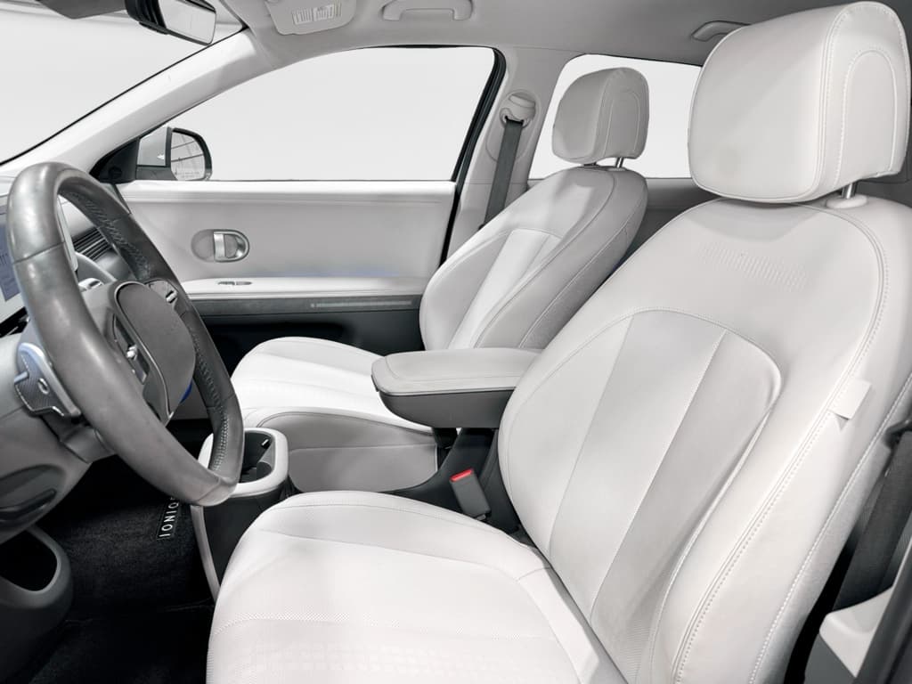 2023 Hyundai IONIQ 5 view 17