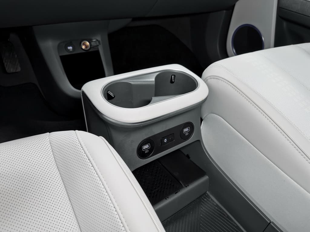 2023 Hyundai IONIQ 5 view 19