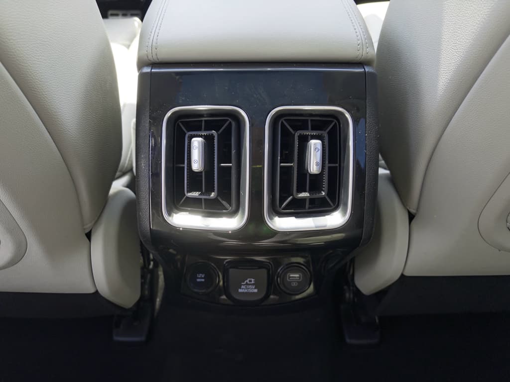 2023 Kia Sorento Plug-in Hybrid view 22