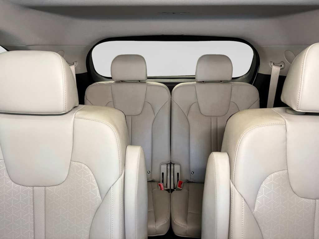 2023 Kia Sorento Plug-in Hybrid view 24