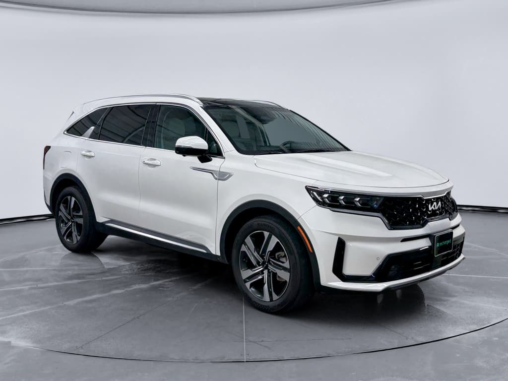 2023 Kia Sorento Plug-in Hybrid view 4