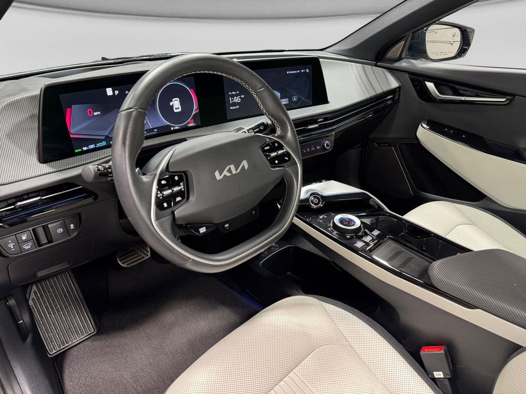 2024 Kia EV6 view 16