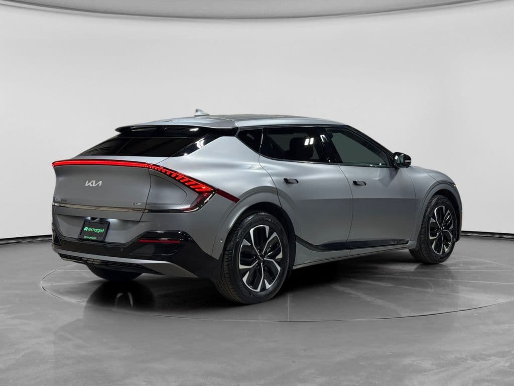 2024 Kia EV6 view 3