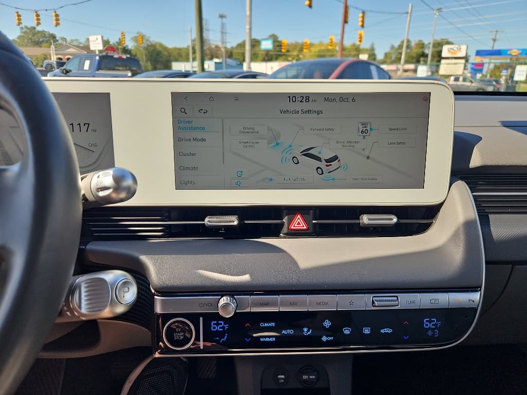 2023 Hyundai IONIQ 5 view 17