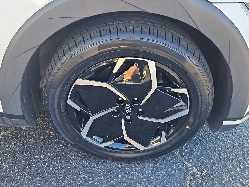 2023 Hyundai IONIQ 5 view 37