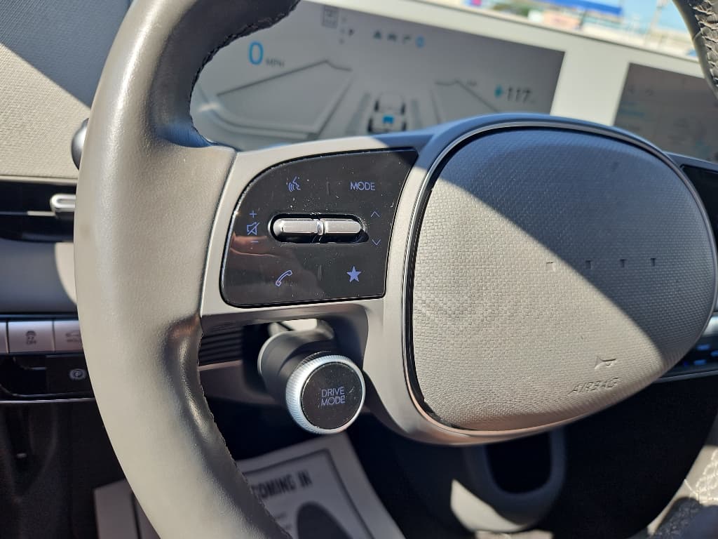 2023 Hyundai IONIQ 5 view 9