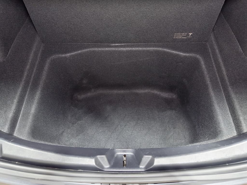 2018 Tesla Model 3 view 26