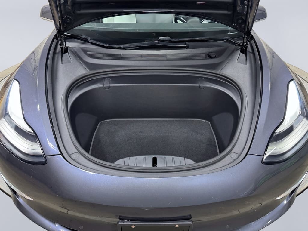 2018 Tesla Model 3 view 23