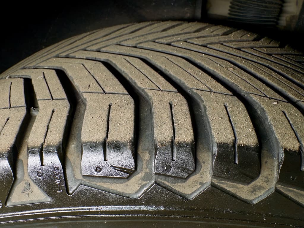 2018 Tesla Model 3 view 36