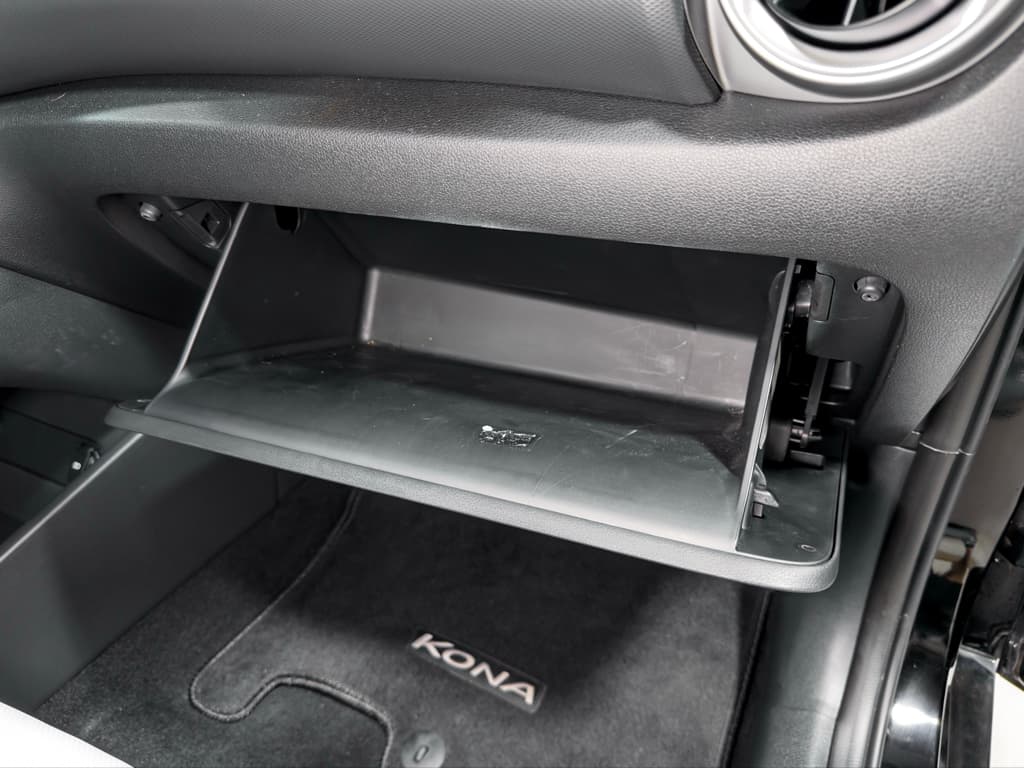 2023 Hyundai Kona EV view 20